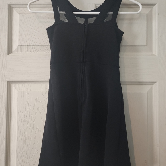 Girls size 6x black dress - Picture 2 of 3